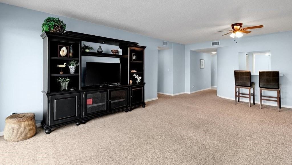 6122 River Run Dr #203B - Photo 6 of 36