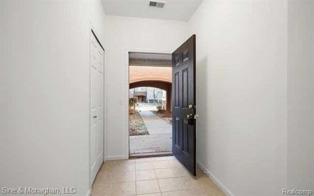 43540 Pendleton Cir - Photo 3 of 20