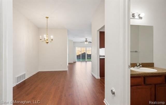 43540 Pendleton Cir - Photo 5 of 20