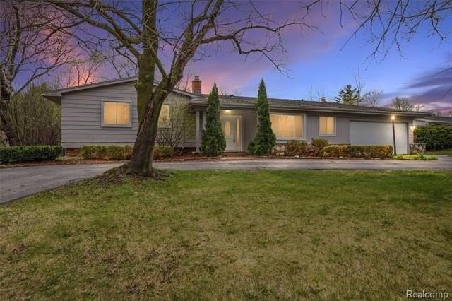 2505 Rambling Way