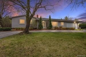 featured image of 2505 Rambling Way