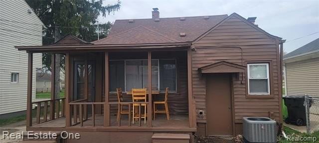 25364 Blair St - Photo 2 of 17