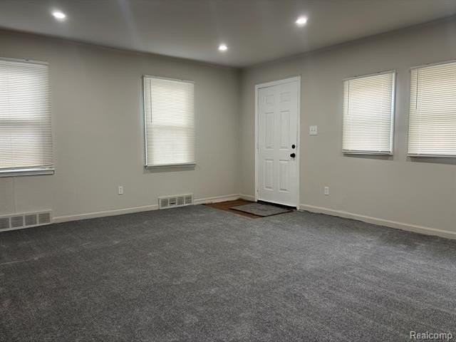 12730 Saratoga St - Photo 3 of 20