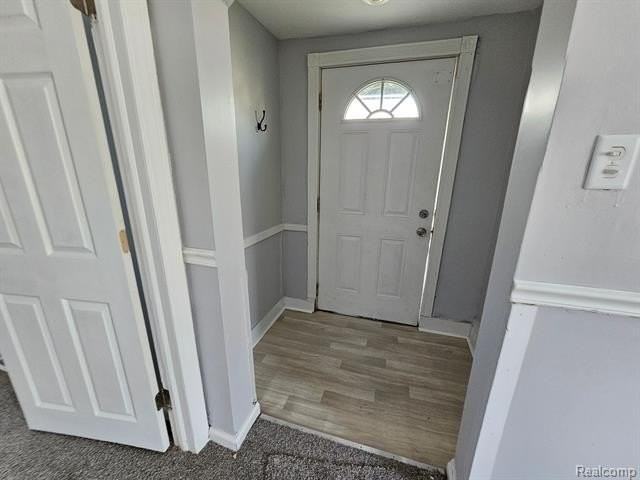 6828 Meadow Ave - Photo 6 of 14