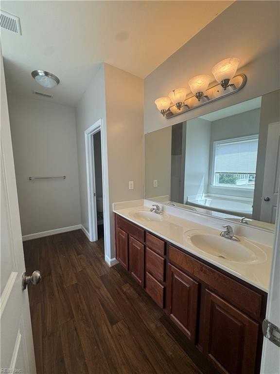 1005 Tempest Way - Photo 6 of 13