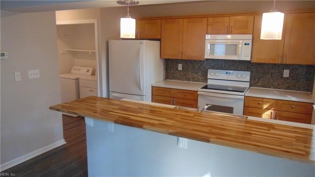 278 Ferdinand Cir - Photo 3 of 36