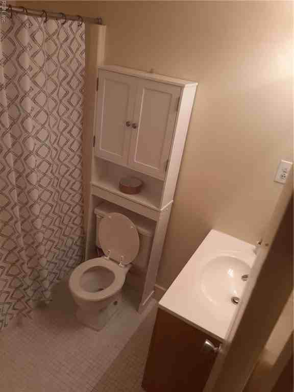 1423 E Ocean View Ave #2 - Photo 3 of 11