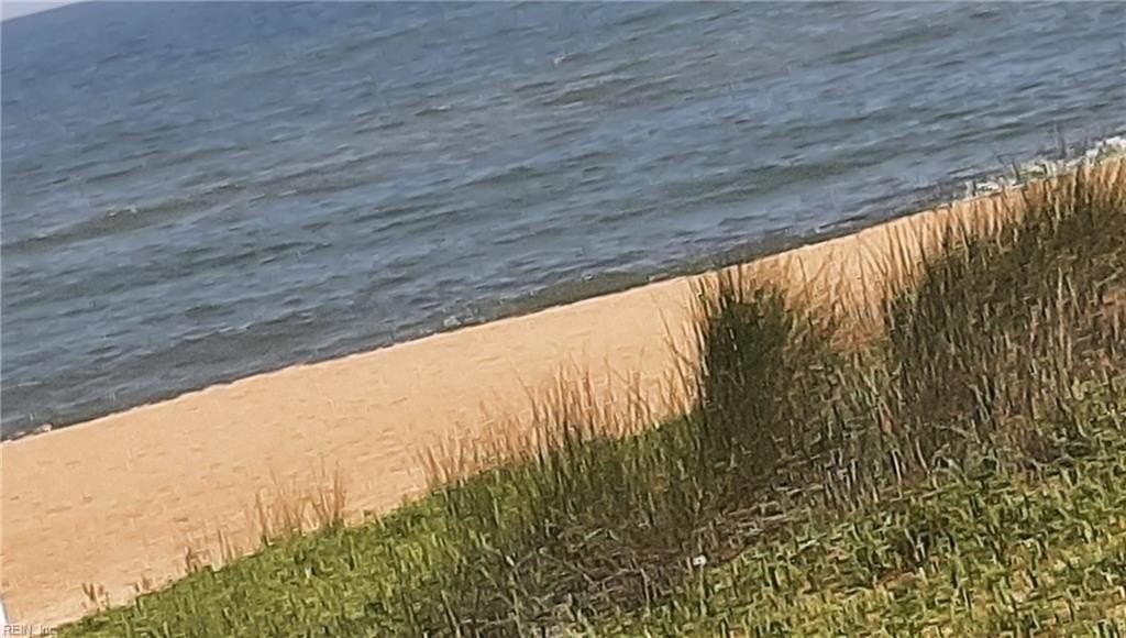 1423 E Ocean View Ave #2 - Photo 5 of 11