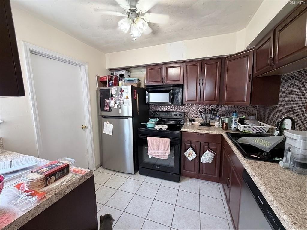 3327 Lakecrest Rd - Photo 6 of 16