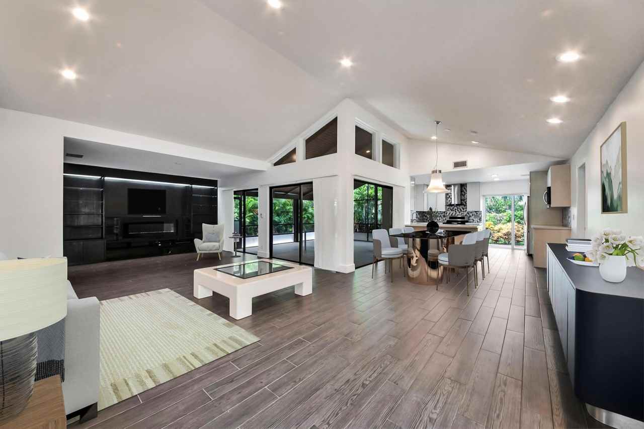 5529 Lakeview Mews Ter - Photo 2 of 36