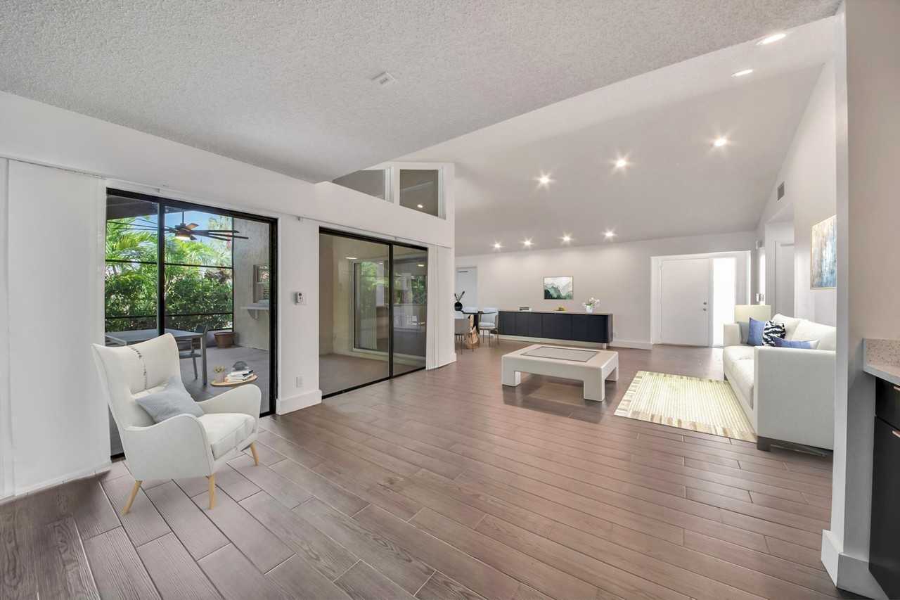 5529 Lakeview Mews Ter - Photo 5 of 36