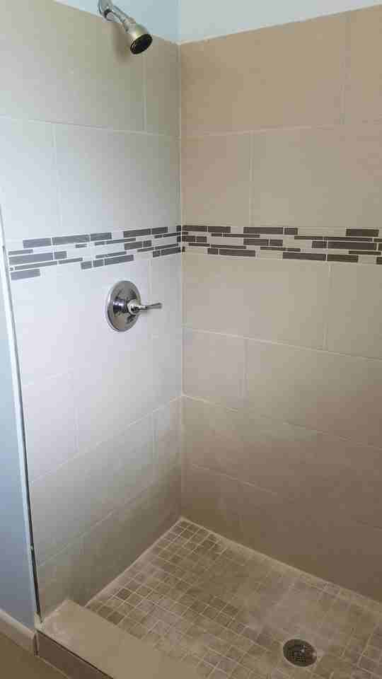 703 Nw 6th St #B - Photo 5 of 6