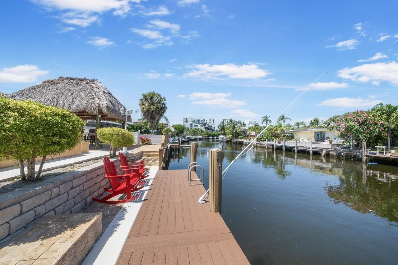 220 Se 2nd Ave - Photo 4 of 44