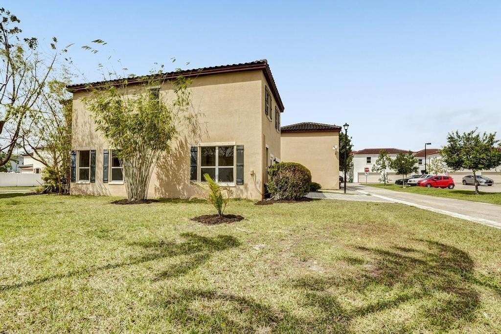 9081 Sw 169th Path - Photo 5 of 44