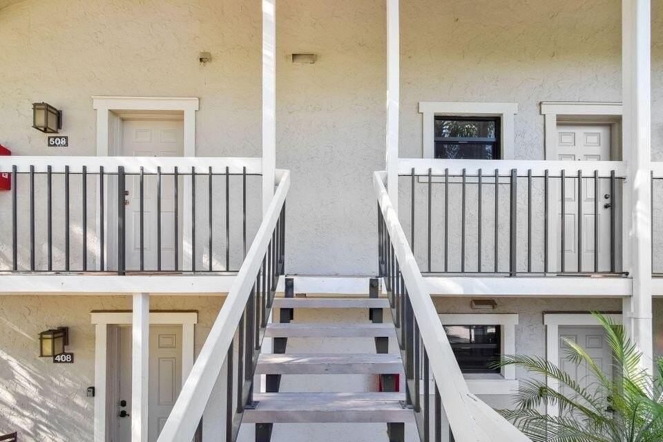 11863 Wimbledon Cir #509 - Photo 2 of 14