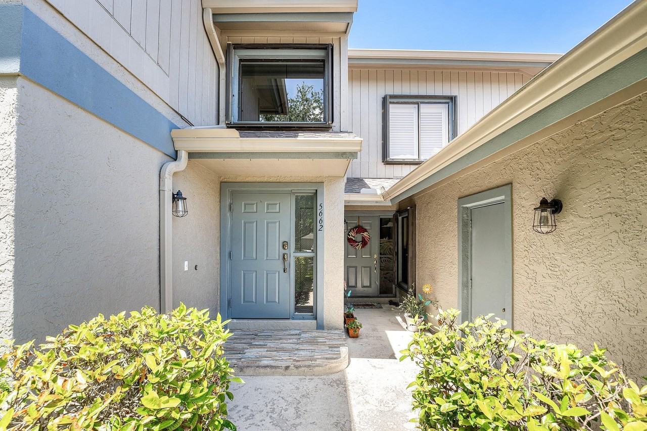 5662 Se Schooner Oaks Way - Photo 5 of 40