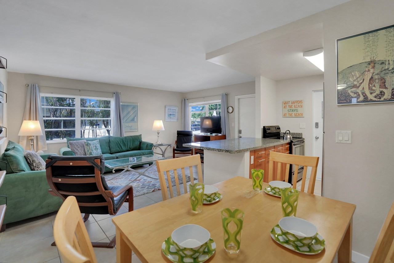 3212 Ne 9th St #A104 - Photo 5 of 22