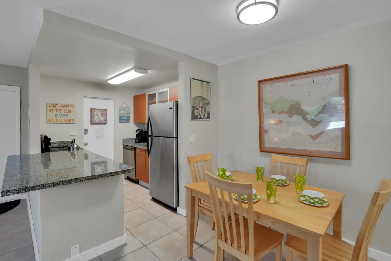 3212 Ne 9th St #A104 - Photo 6 of 22