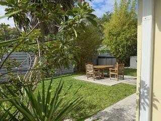 1118 Middle St #3 - Photo 6 of 13