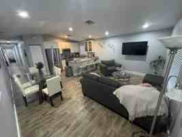 featured image of 601 N E St