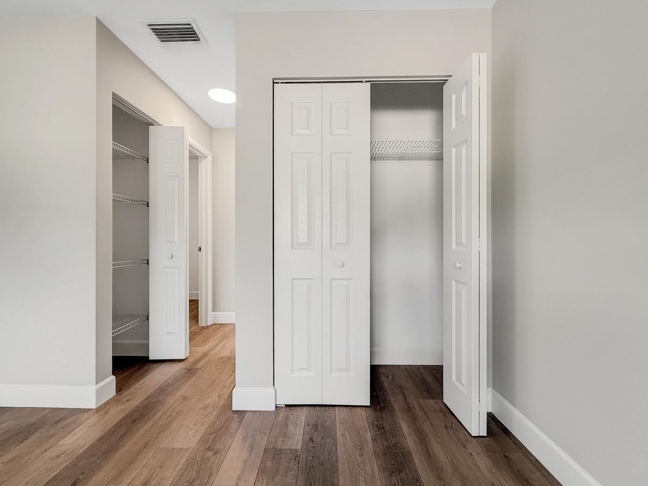 13586 Sabal Palm Ct #D - Photo 5 of 25