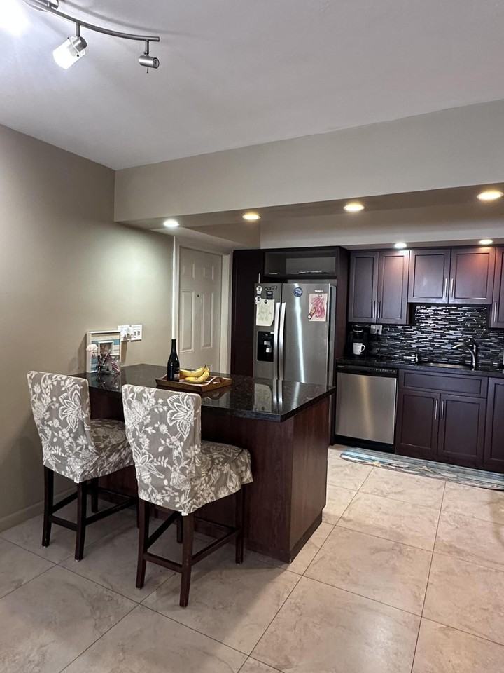 3121 Ne 51st St #103E - Photo 2 of 28