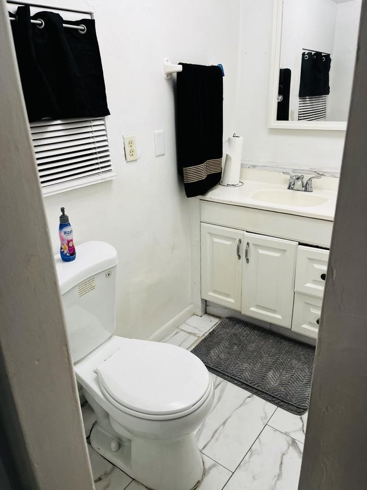 19530 Nw 11th Ave - Photo 4 of 6