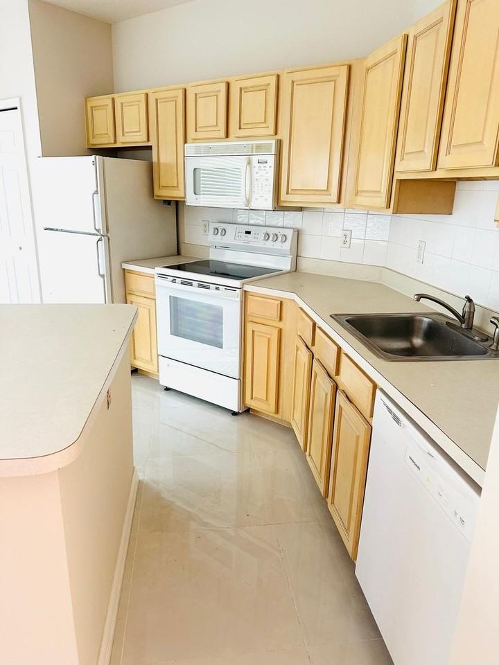 9933 Perfect Dr #135SIDEA - Photo 4 of 8