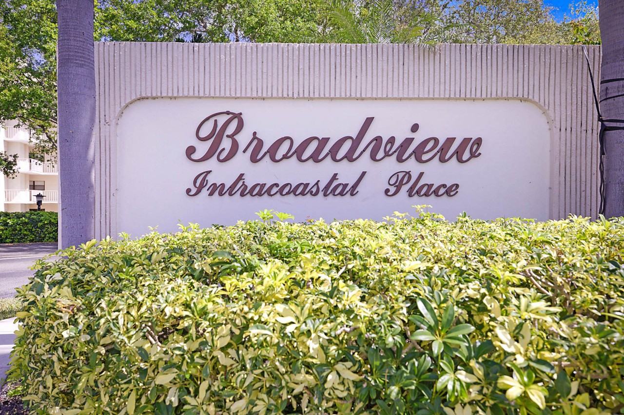 300 Intracoastal Pl #403 - Photo 2 of 38