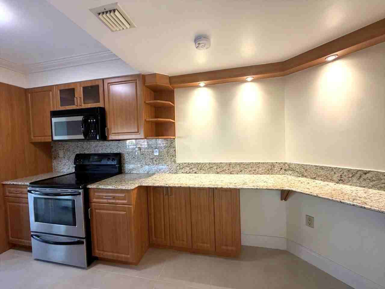 21085 Ne 34th Ave #404-1 - Photo 7 of 26