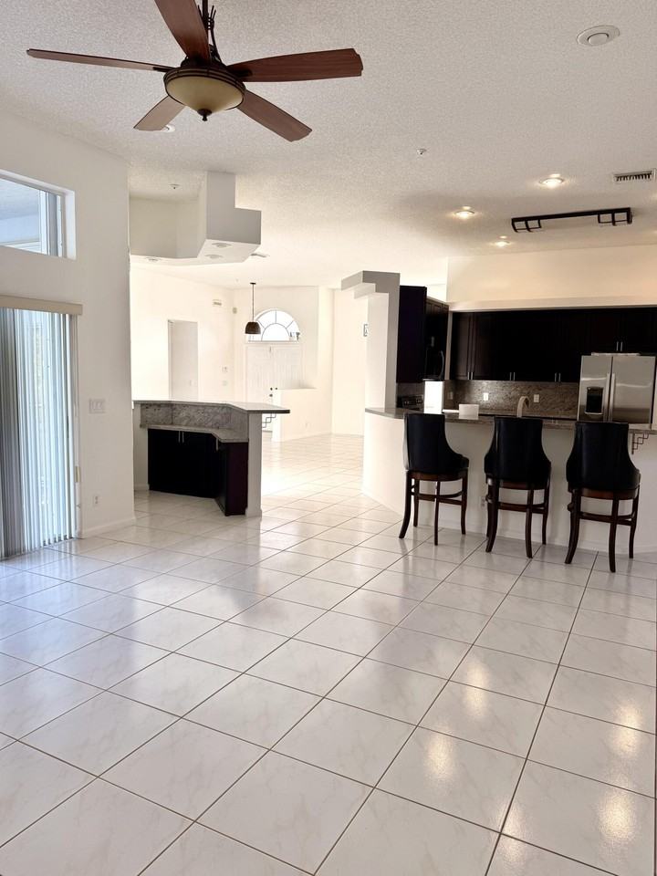 5749 Nw 101st Way - Photo 7 of 16