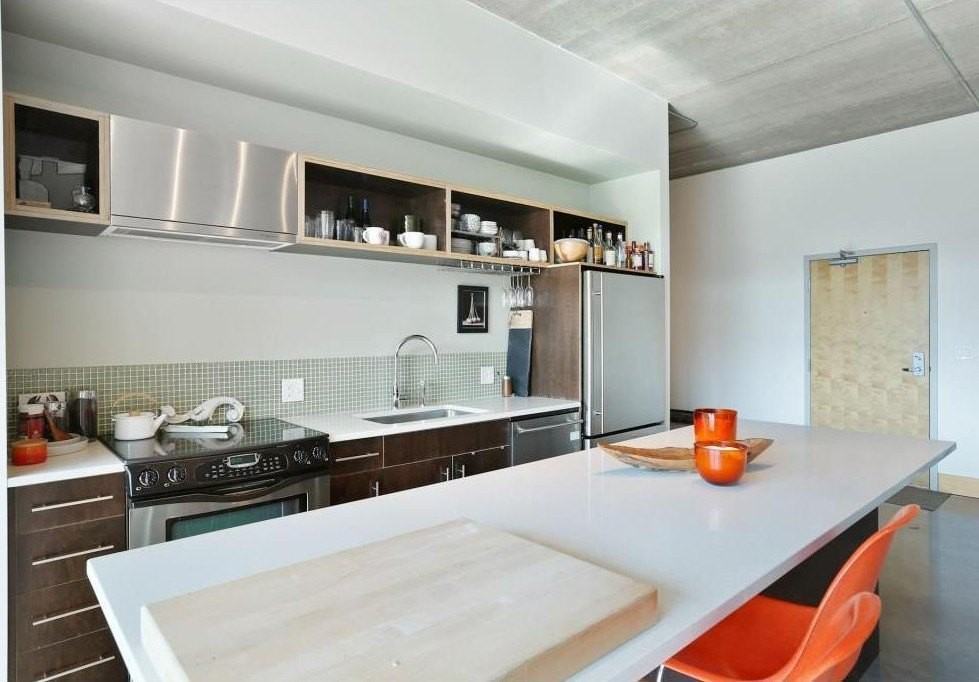 345 6th Ave N #303 - Photo 7 of 22