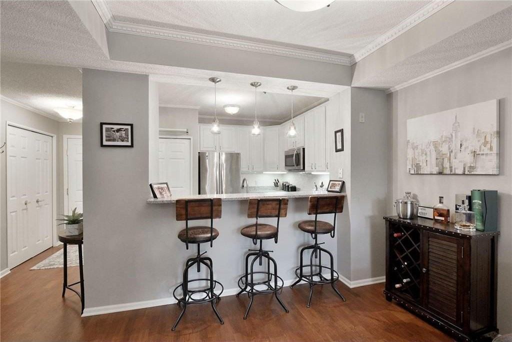 645 N 1st St #304 - Photo 6 of 20