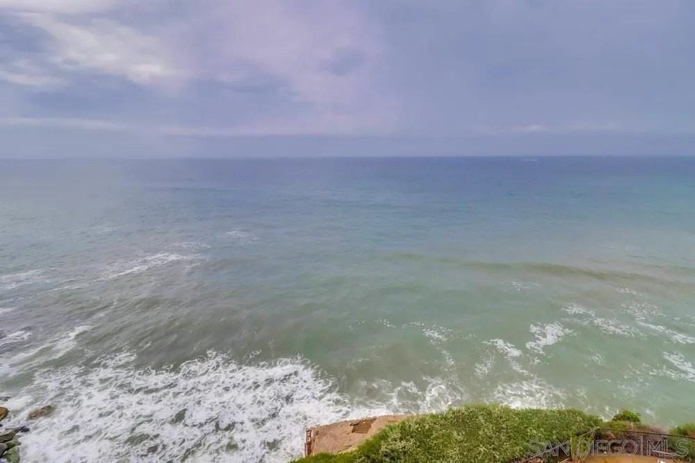 4909 Orchard Ave #302 - Photo 5 of 28