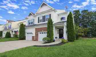 featured image of 1 Meadow Cir