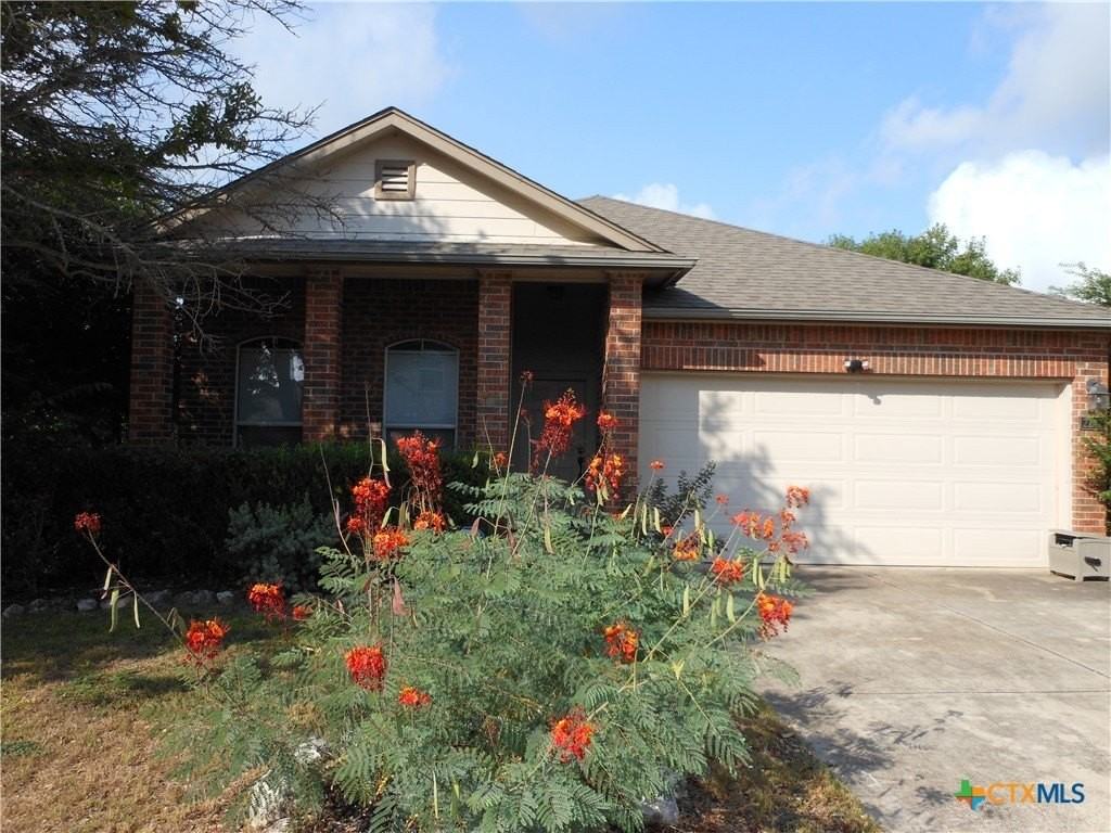 2242 Lakeline Dr - Photo 2 of 28