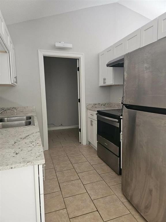 1705 Fox Run Dr - Photo 3 of 5