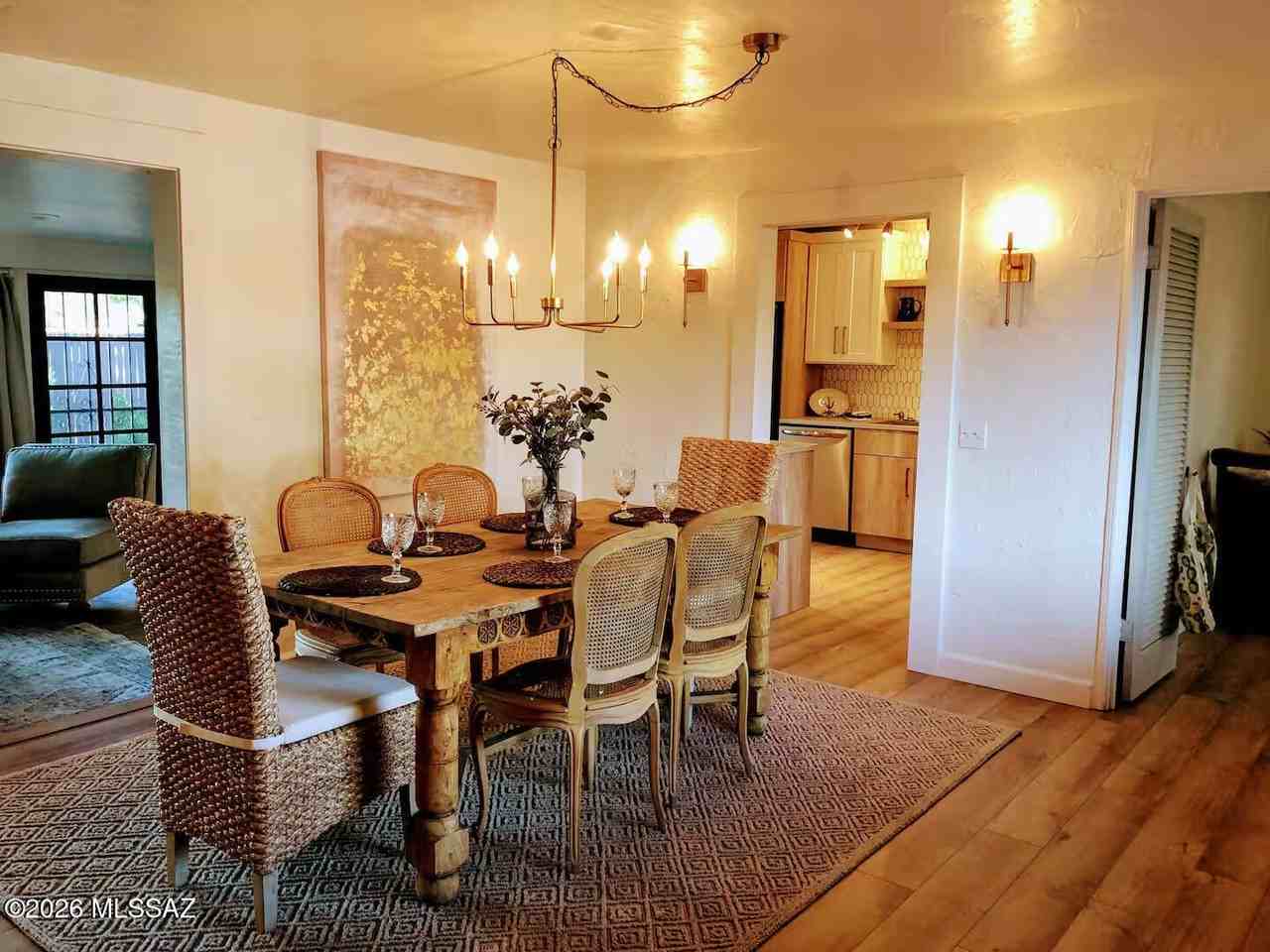 2117 E Silver St - Photo 4 of 18