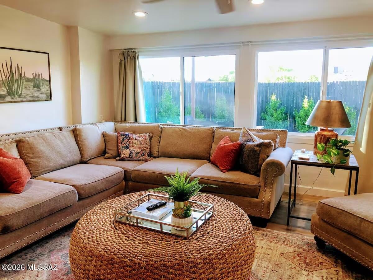 2117 E Silver St - Photo 6 of 18