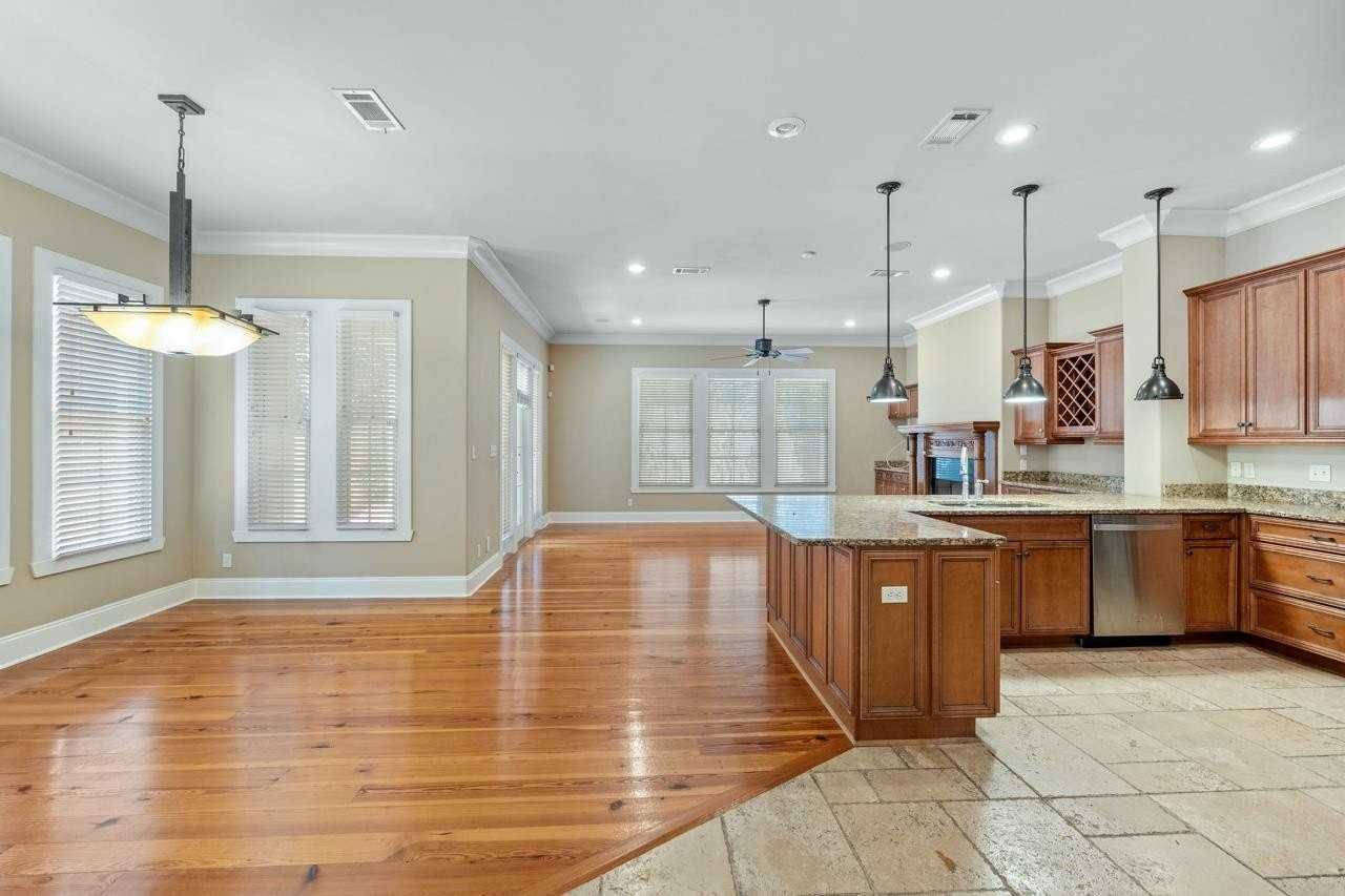 1842 Ashley Hall Way - Photo 7 of 36