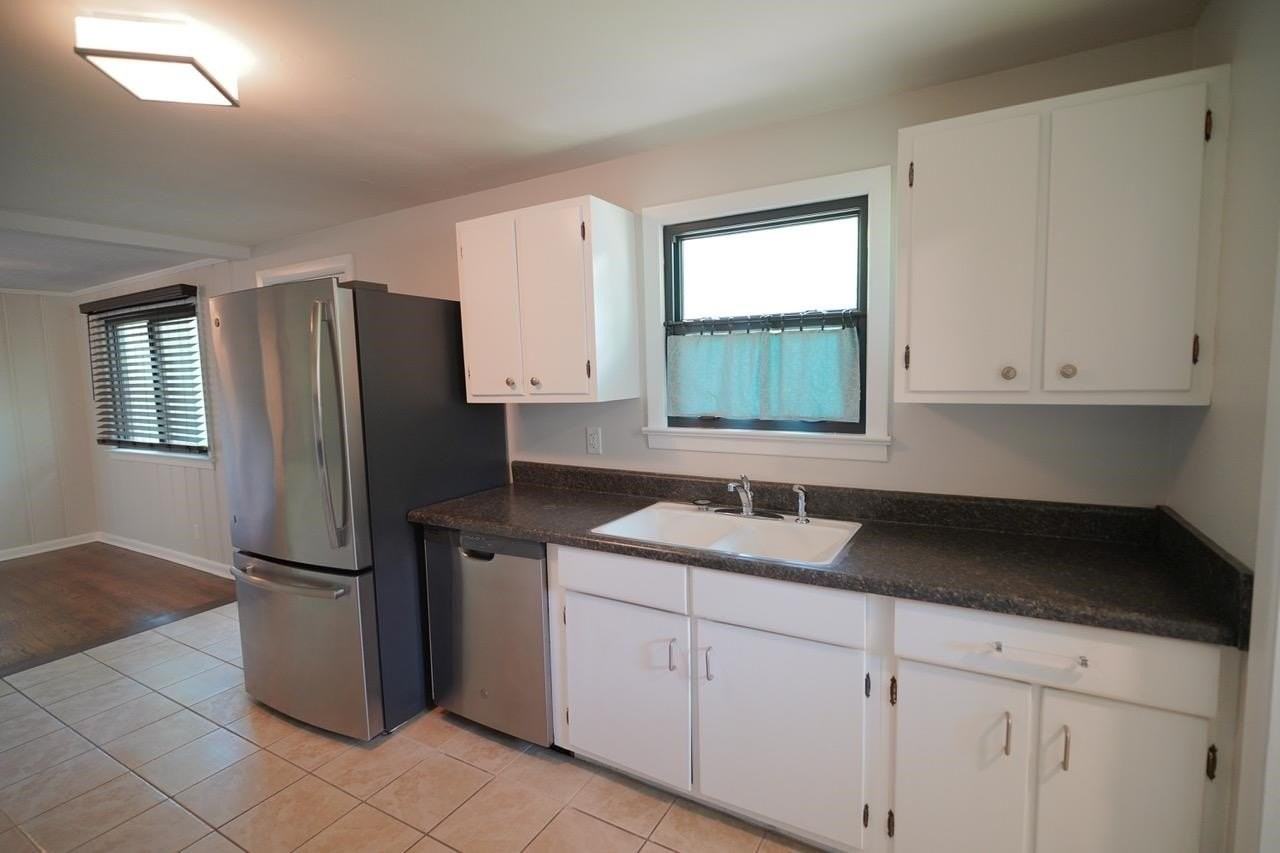 1506 Sharon Rd - Photo 7 of 31