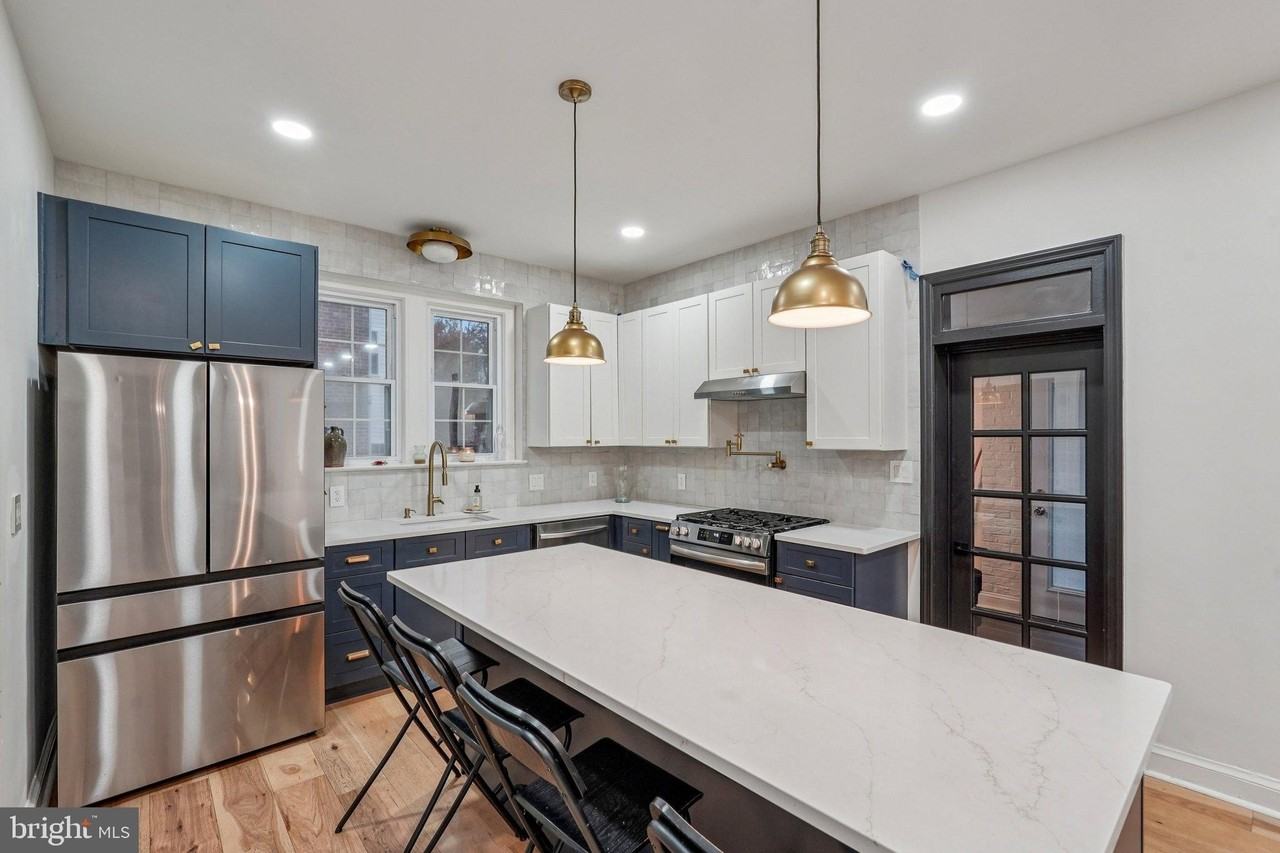 3422 Pennsylvania Ave Se - Photo 7 of 50