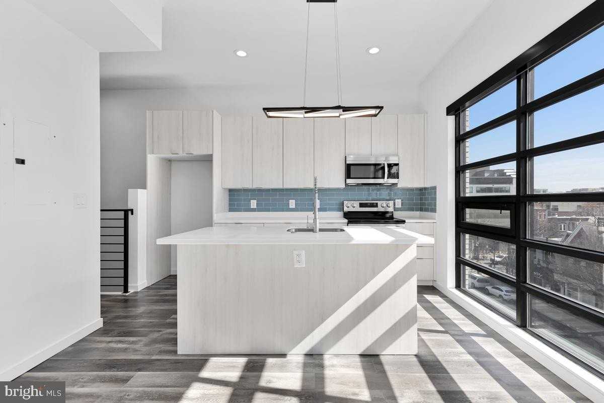 506 H St Ne #401 - Photo 2 of 19