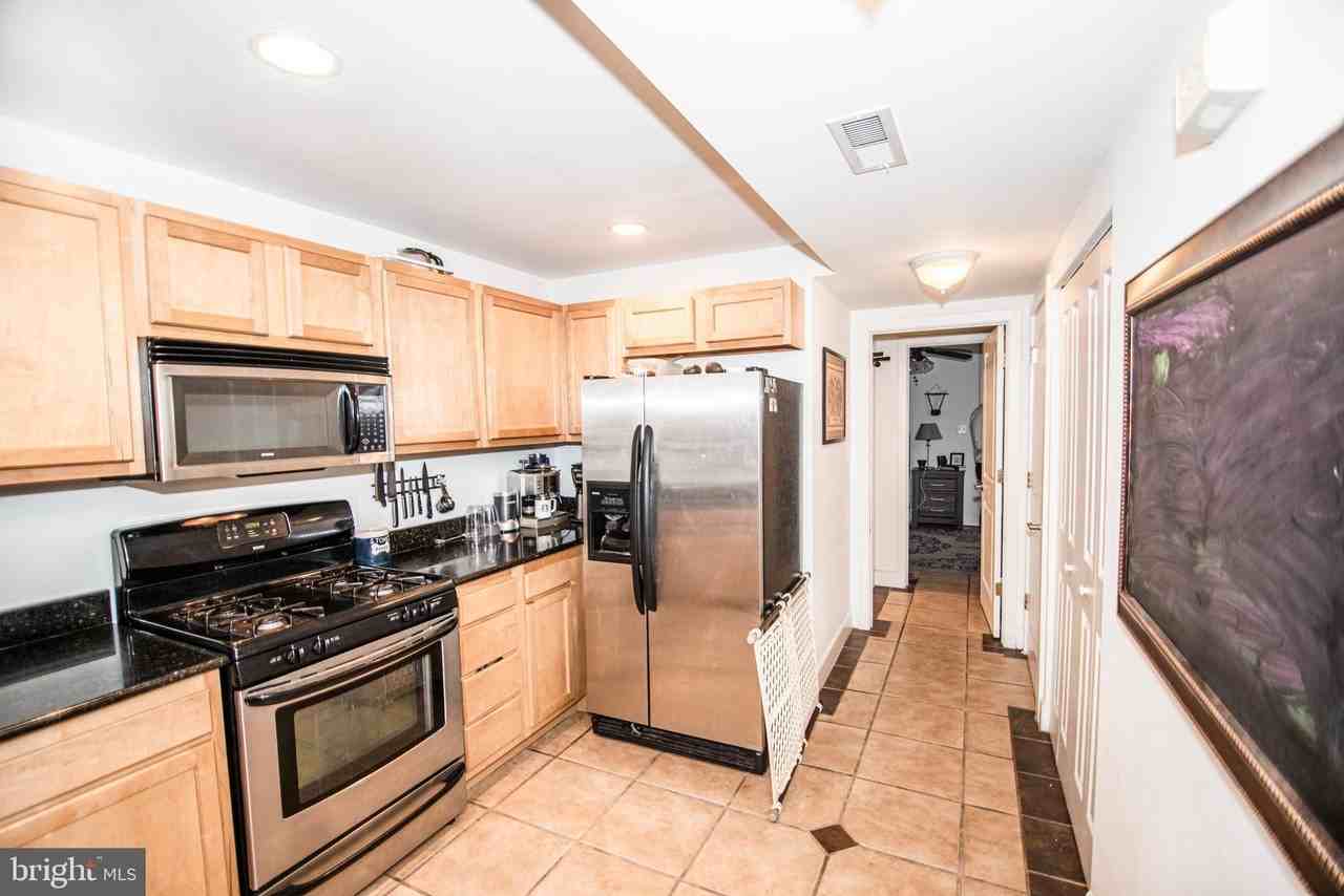 1526 8th St Nw #1 - Photo 4 of 22