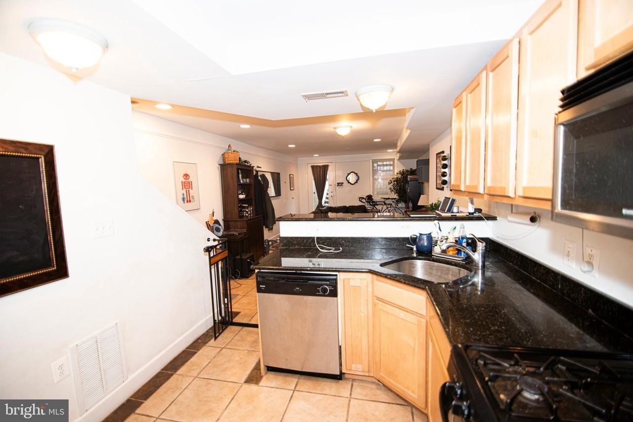 1526 8th St Nw #1 - Photo 5 of 22