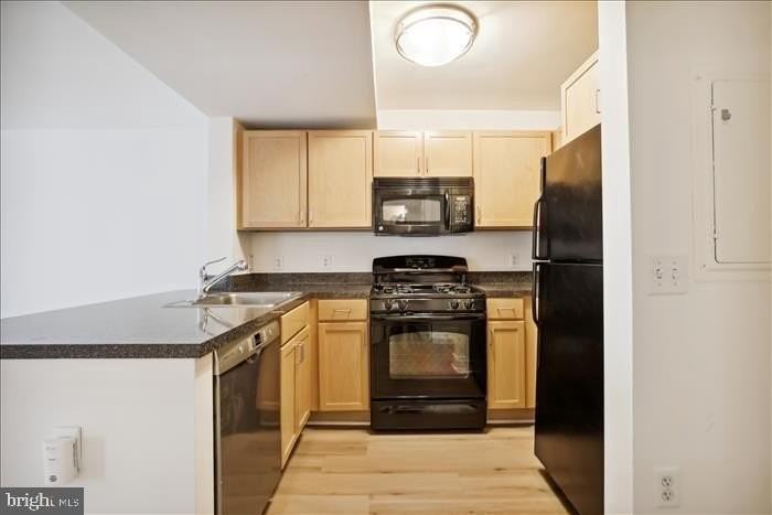 800 4th St Sw #S113 - Photo 7 of 26