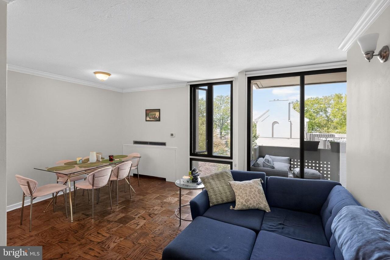 429 N St Sw #S210 - Photo 7 of 16