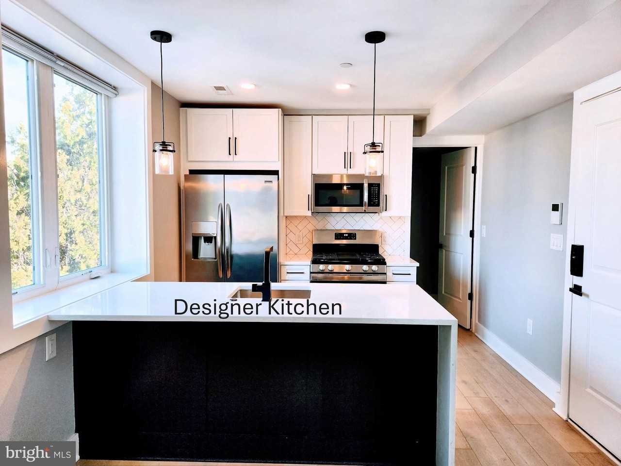 1915 H St Ne - Photo 2 of 14