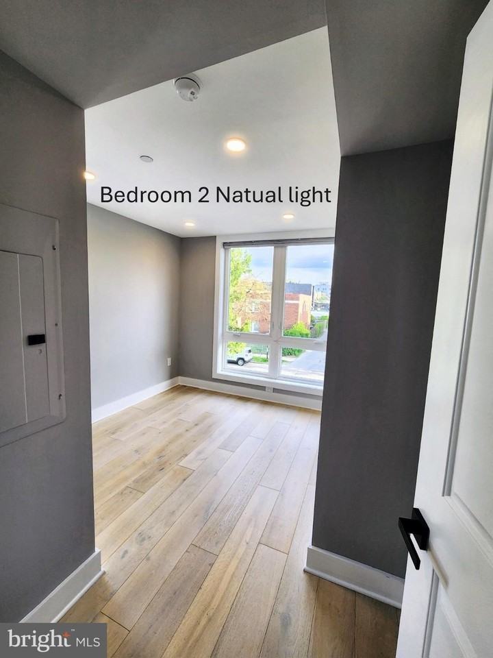 1915 H St Ne - Photo 6 of 14