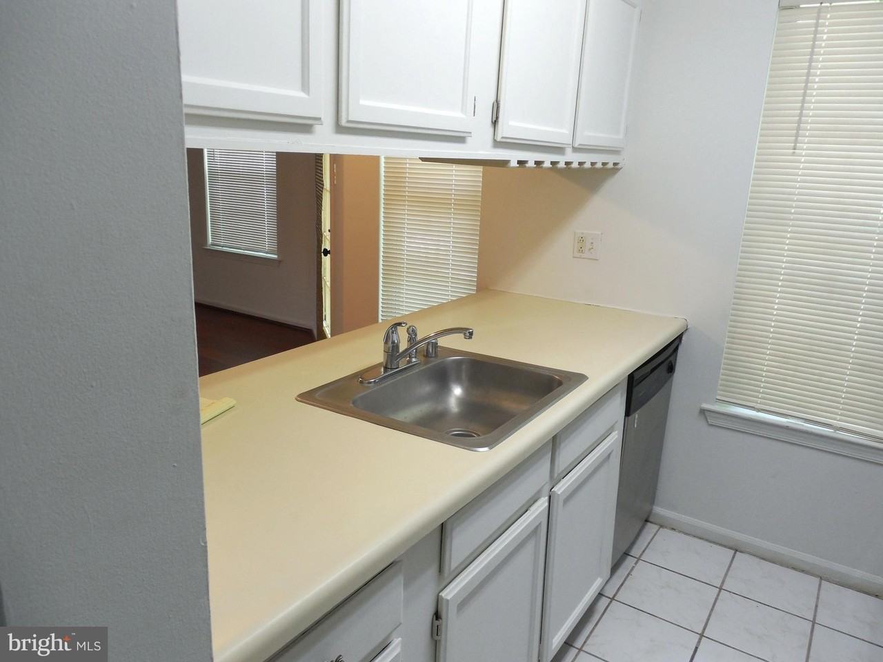 901 Willings Way #901 - Photo 3 of 8